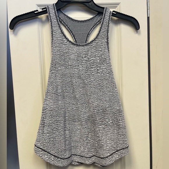 🚨CLEARANCE 0124-53 LULU LEMON Tank - Picture 1 of 2